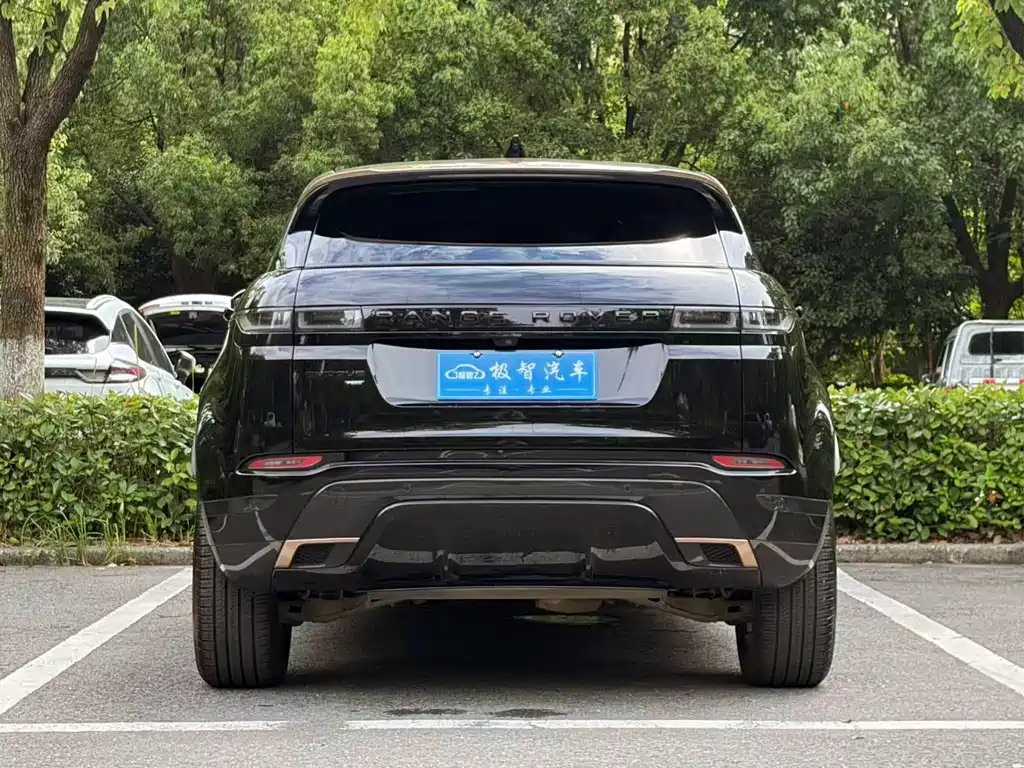 Land Rover Range Rover Evoque 2023 — фото 6