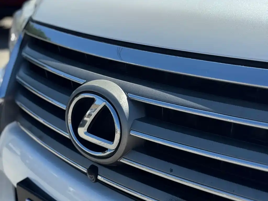 Lexus LX 2014 — фото 10