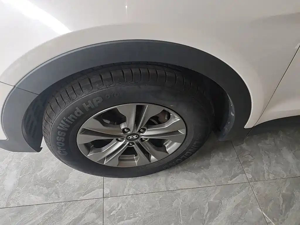 Hyundai Santa Fe 2016 — фото 23