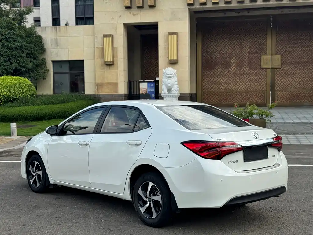 Toyota Levin 2018 — фото 17