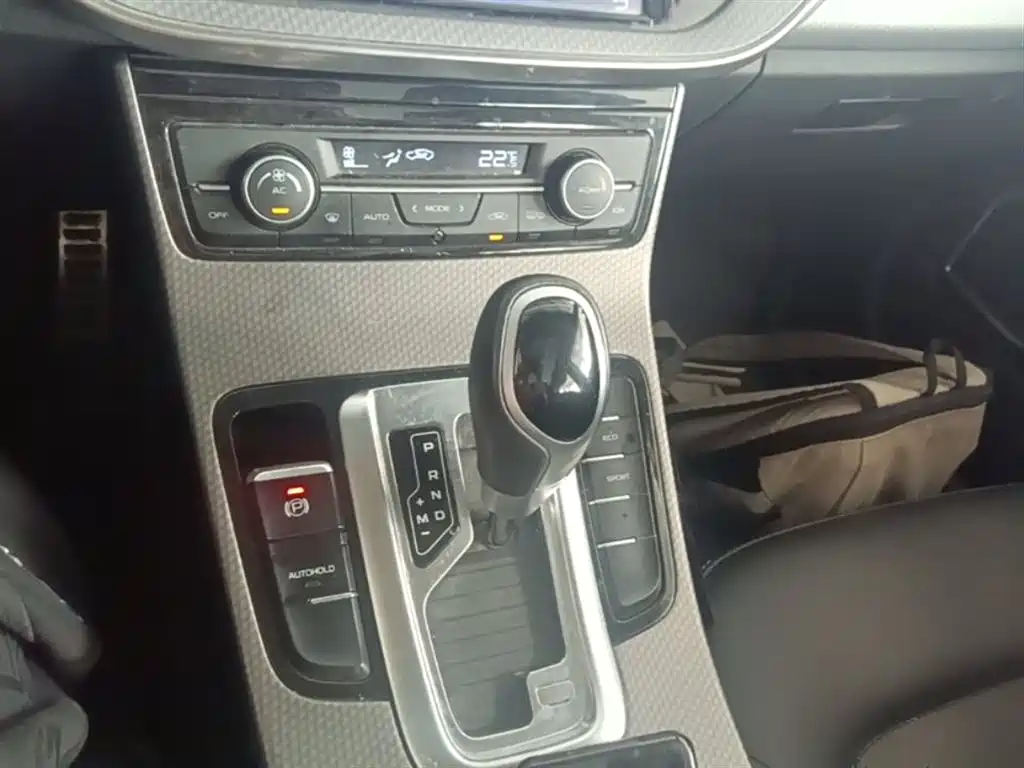 Geely Emgrand GS 2017 — фото 14