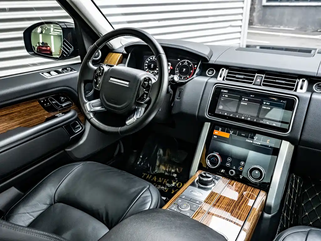 Land Rover Range Rover 2019 — фото 9