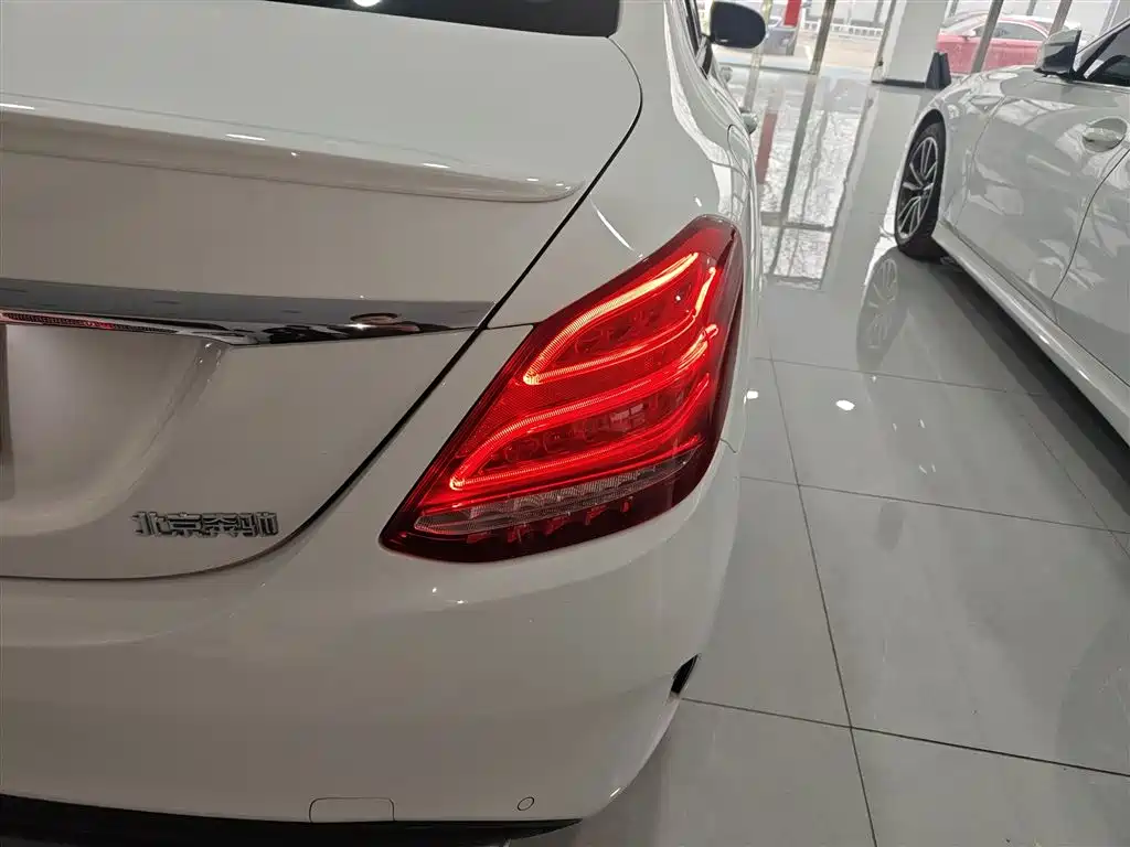 Mercedes-Benz C-Class 2018 — фото 8