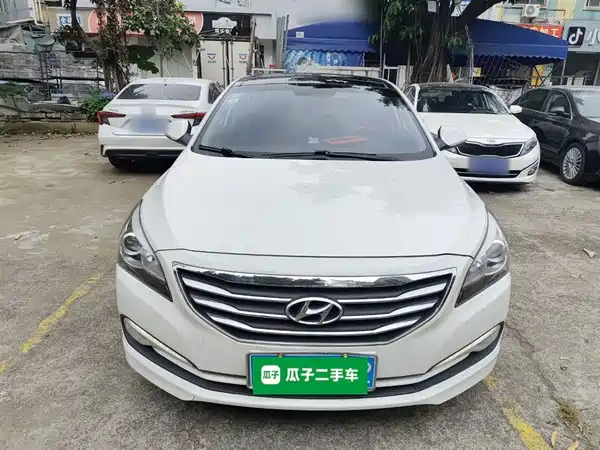 Hyundai Mistra 2014
