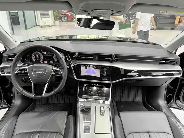 Audi A6L 2020