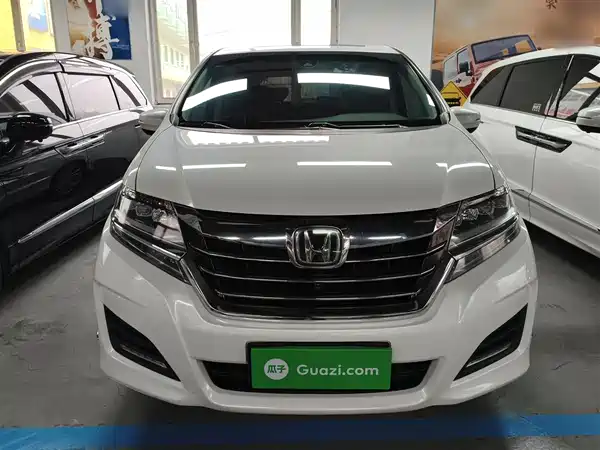 Honda Elysion 2016