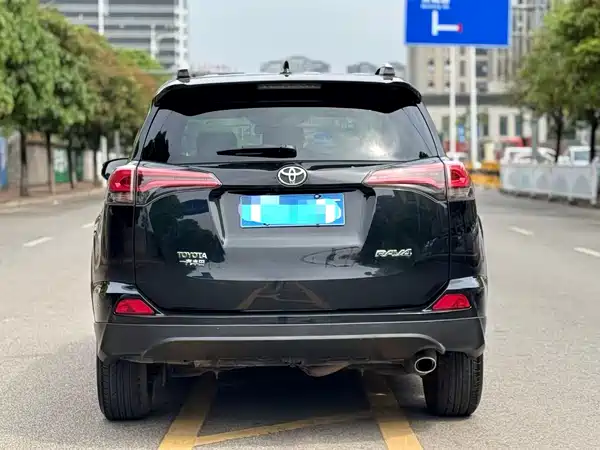 Toyota RAV4 2016
