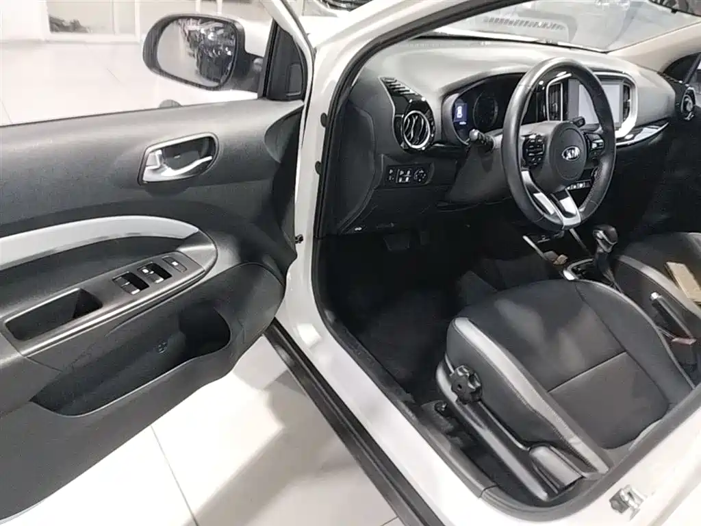 Kia KX1 2020 — фото 16
