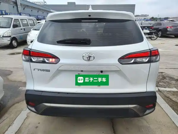 Toyota Frontlander 2024