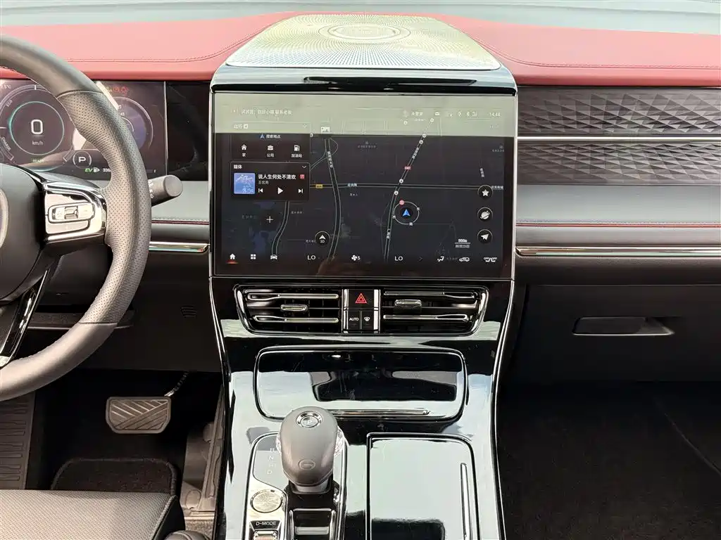 GAC Motor Trumpchi M8 2025 — фото 7