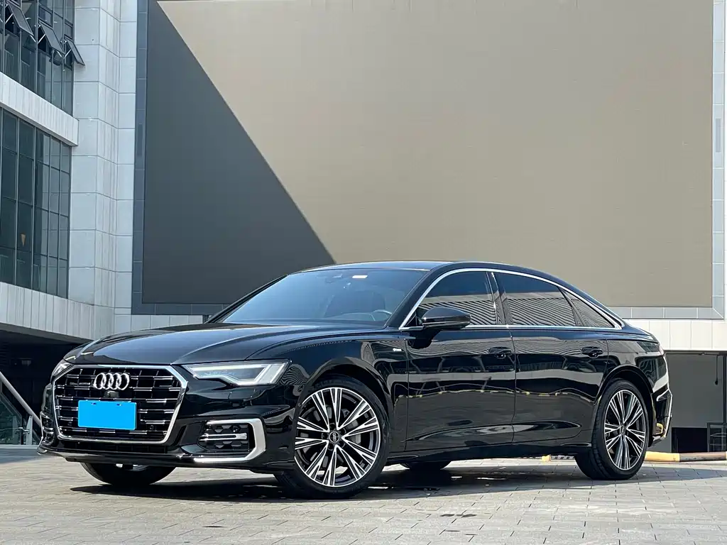 Audi A6L 2024 — фото 1