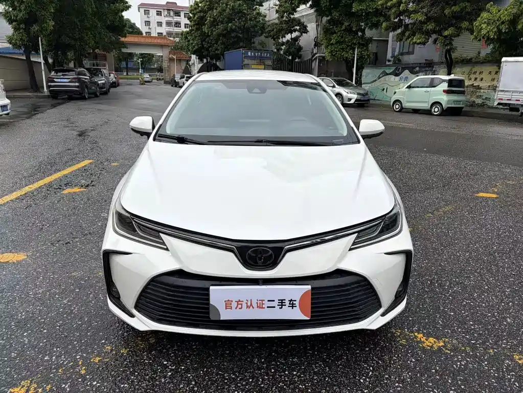 Toyota Corolla 2021 — фото 2