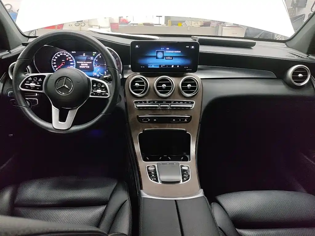 Mercedes-Benz GLC 2020 — фото 10