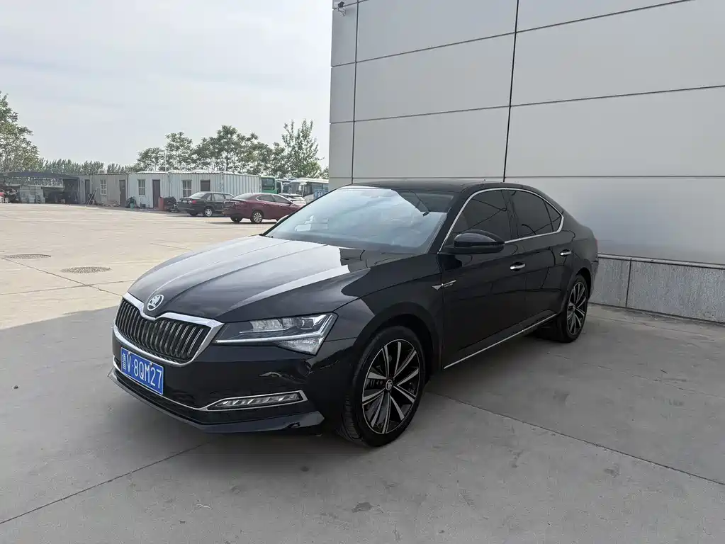 Skoda Superb 2023