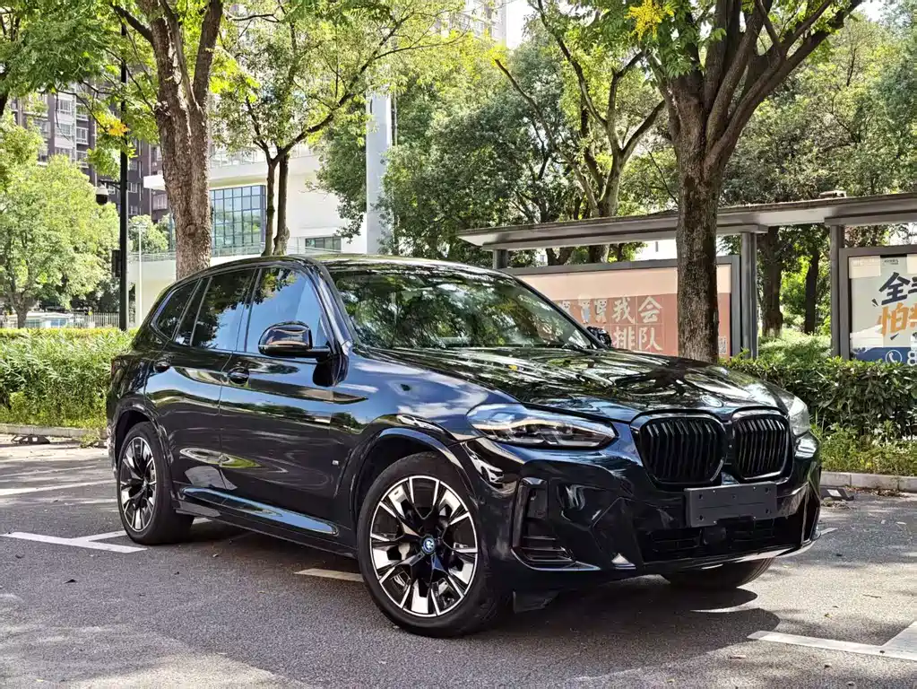 BMW iX3 2024 — фото 4