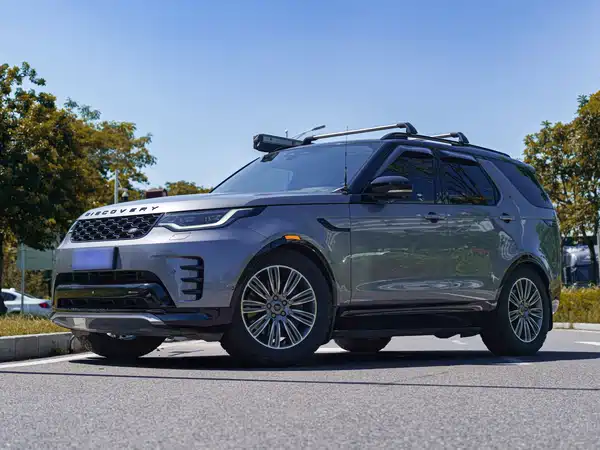 Land Rover Discovery 2023