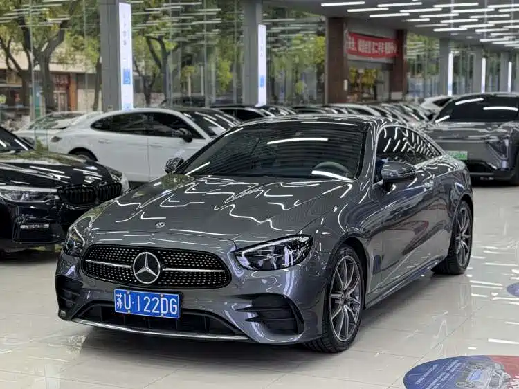 Mercedes-Benz E-Class 2023 — фото 1
