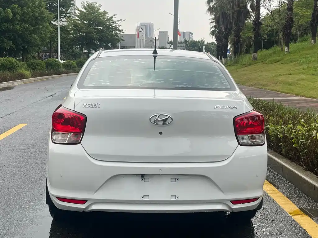Hyundai Accent 2019 — фото 3