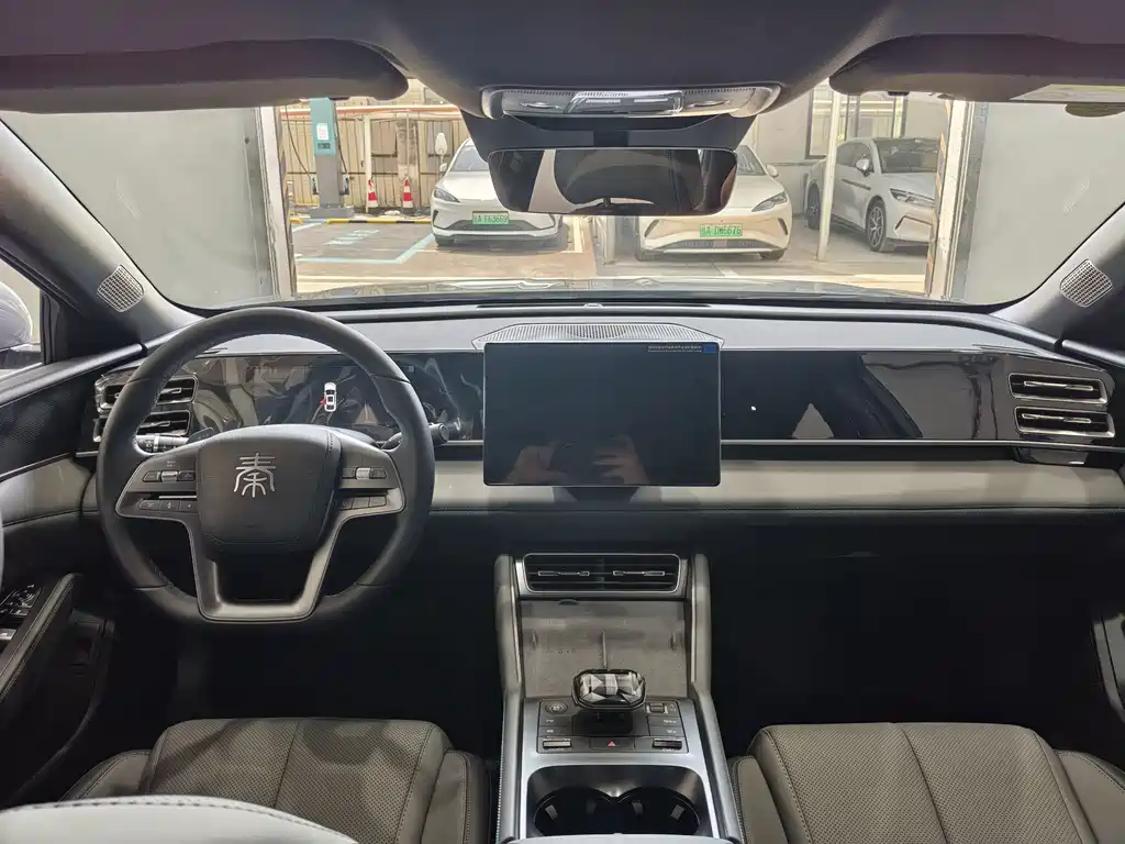 BYD Qin L 2025 — фото 10