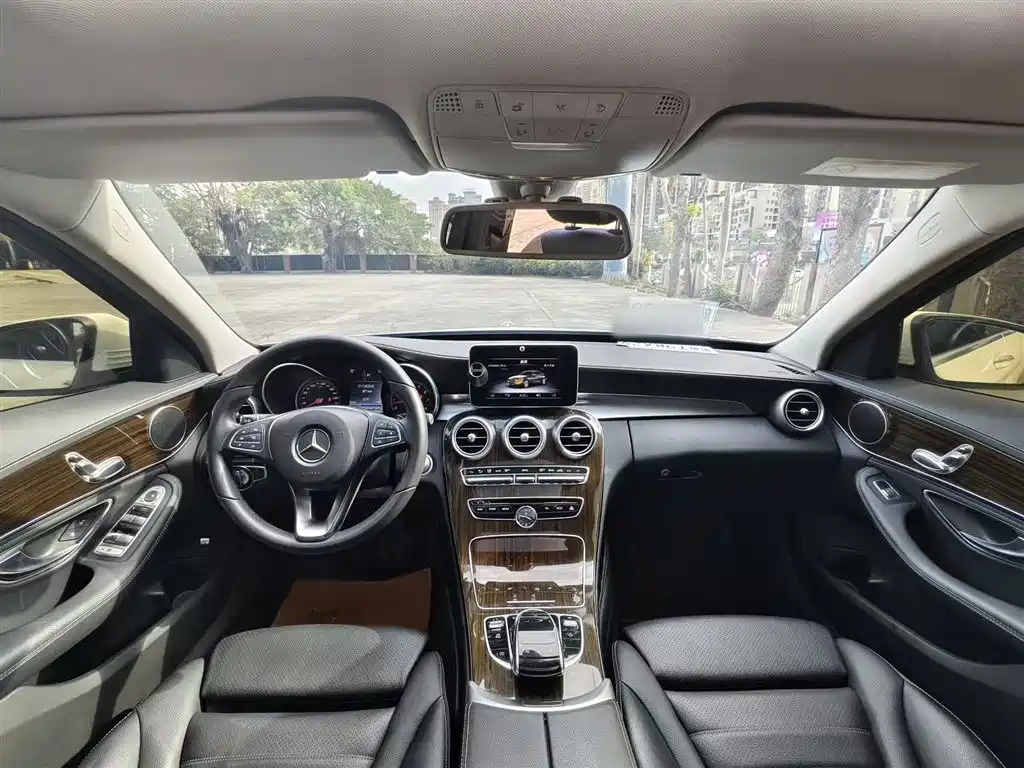 Mercedes-Benz C-Class 2016 — фото 13