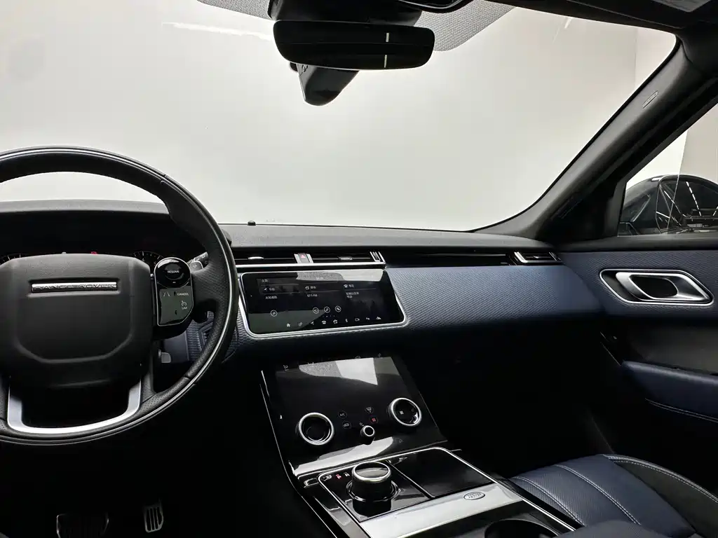 Land Rover Velar 2021 — фото 15