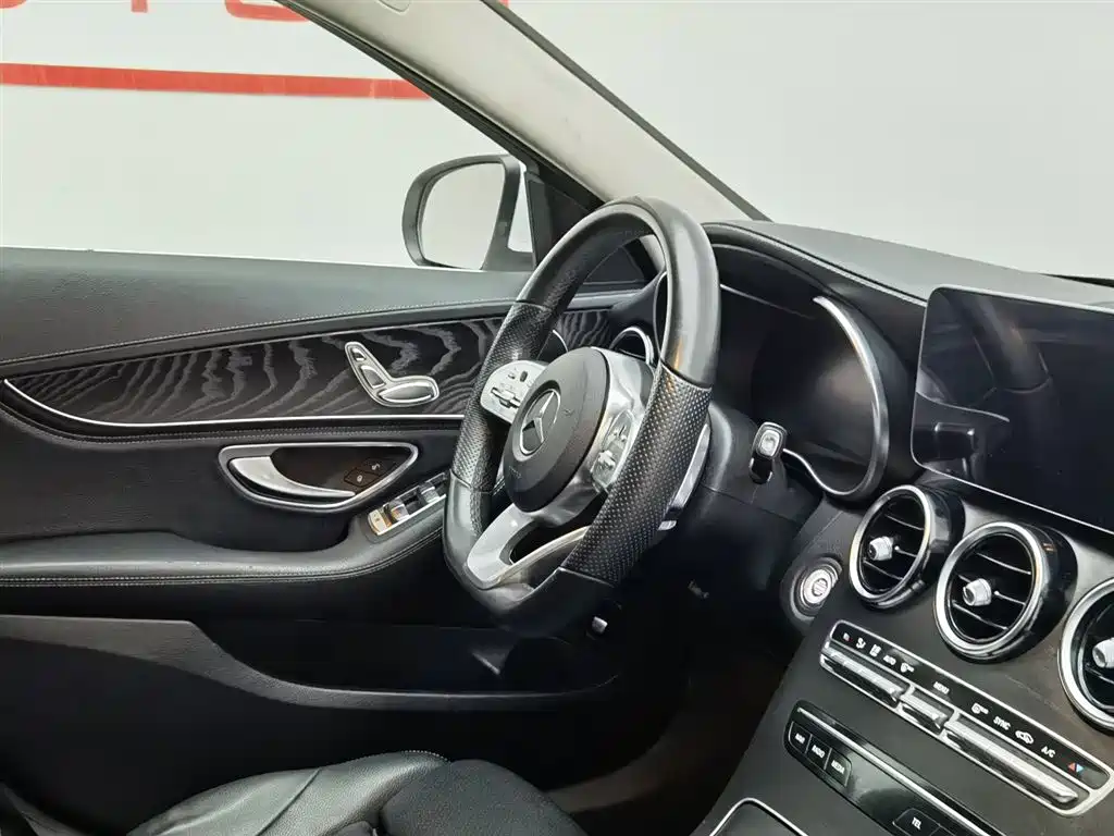 Mercedes-Benz C-Class 2020 — фото 22