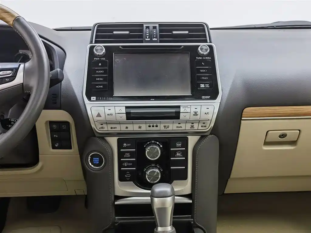 Toyota Prado 2018 — фото 12