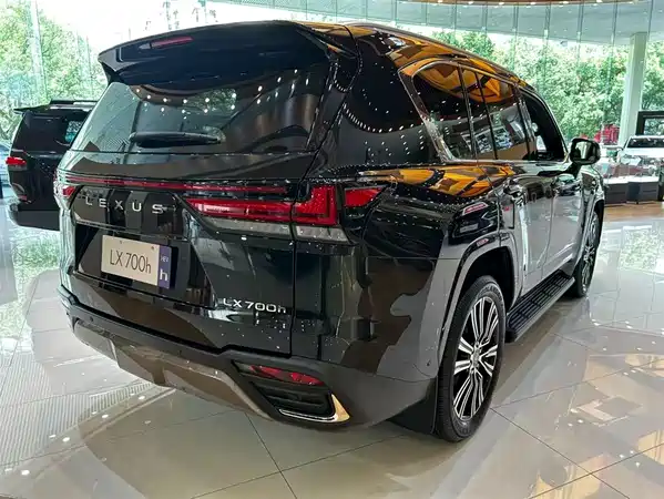 Lexus LX 2026