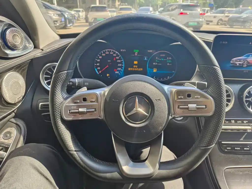 Mercedes-Benz C-Class 2020 — фото 11