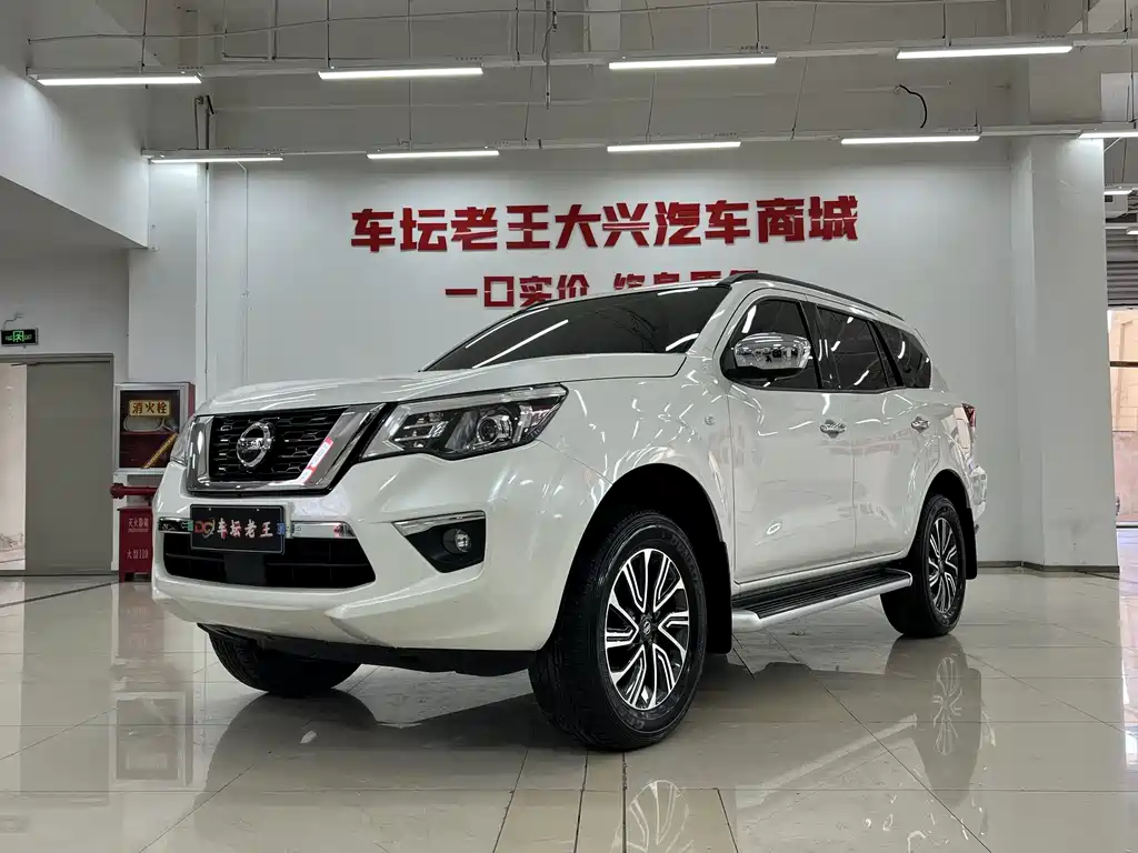 Nissan Terra 2023 — фото 1