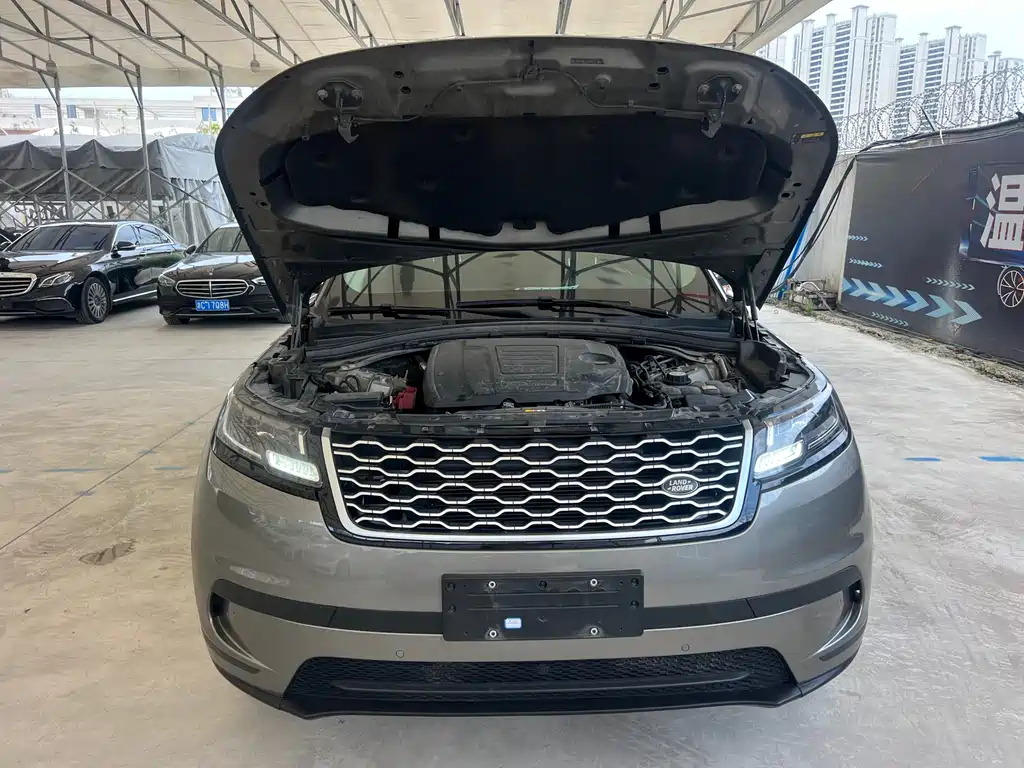Land Rover Velar 2020 — фото 17