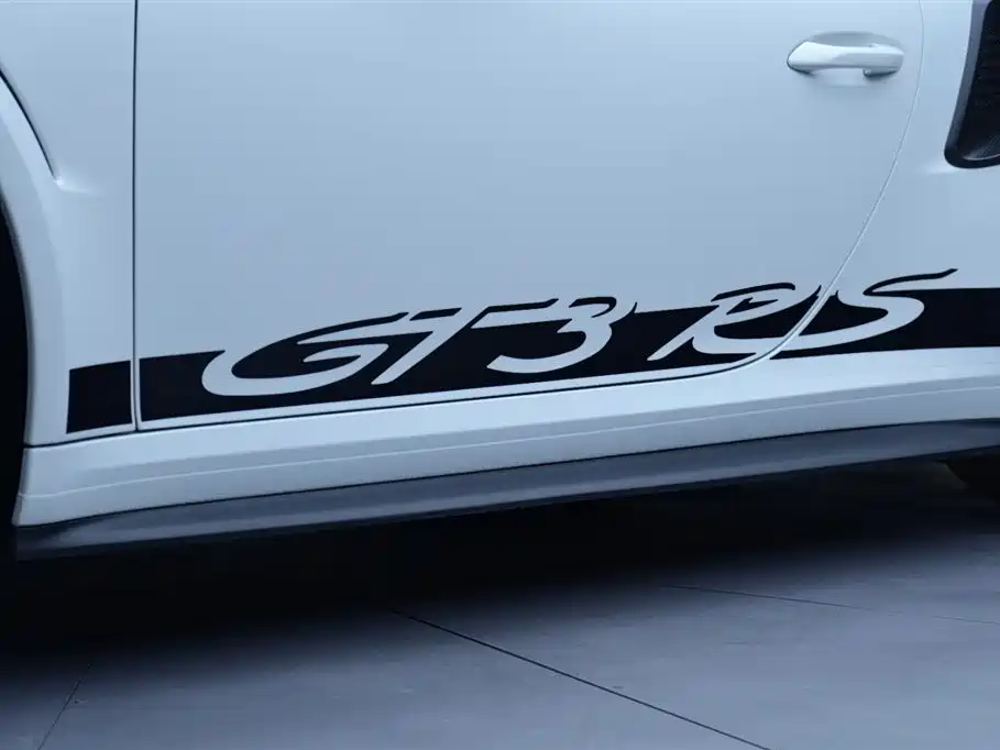 Porsche 911 2020 — фото 13