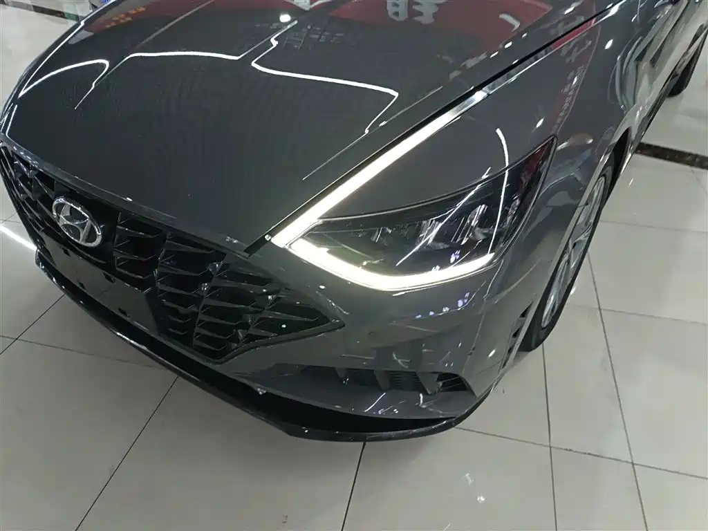 Hyundai Sonata 2020 — фото 18