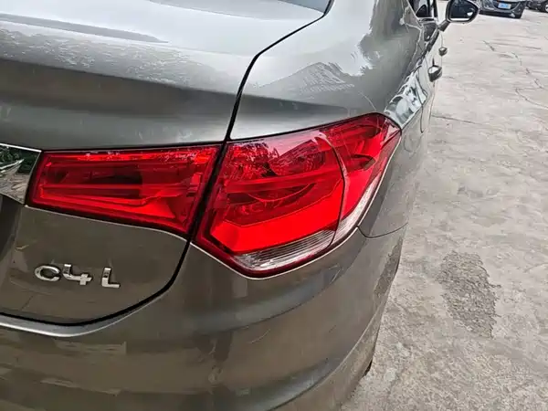 Citroën C4L 2015