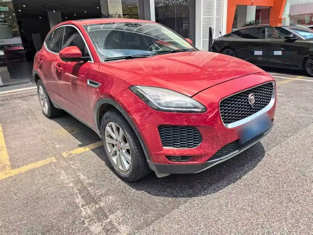 Jaguar E-PACE 2019 — фото 4