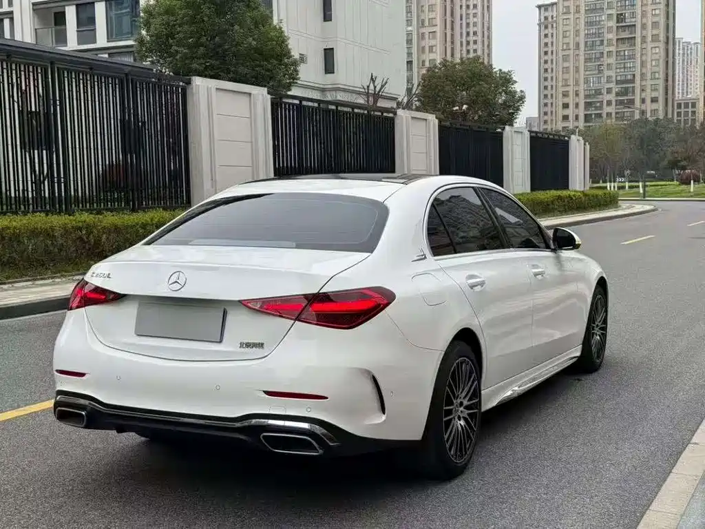 Mercedes-Benz C-Class 2023