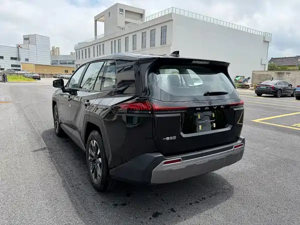 Toyota RAV4 2026