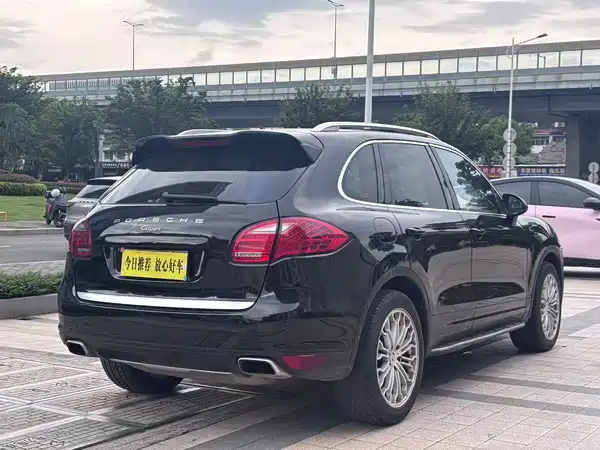 Porsche Cayenne 2012
