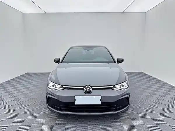 Volkswagen Golf 2023