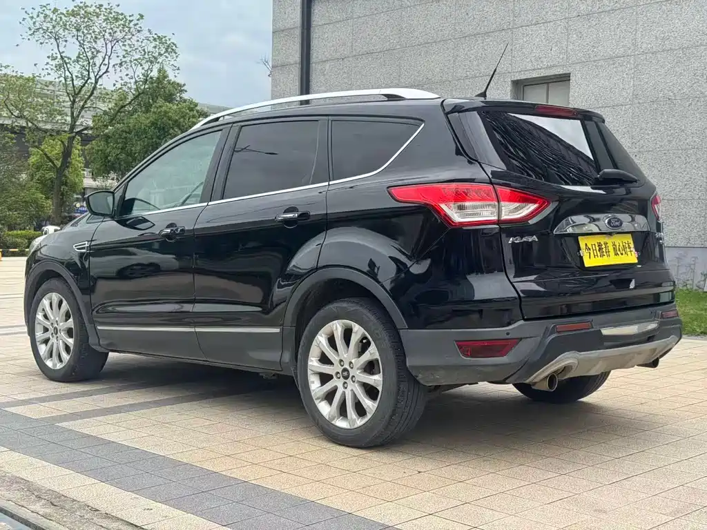 Ford Kuga 2015 — фото 4