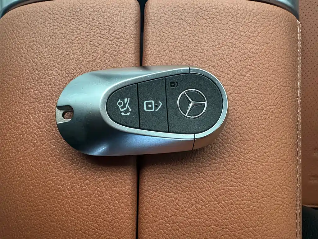Mercedes-Benz C-Class 2022 — фото 24