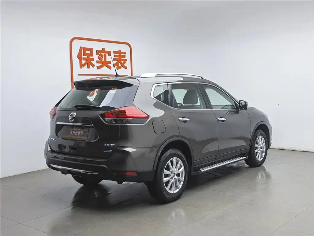 Nissan X-Trail 2017 — фото 2