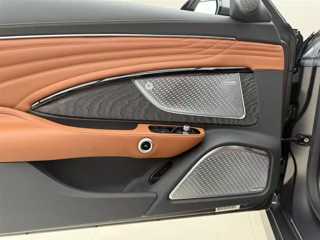 Maserati GranTurismo 2024 — фото 13