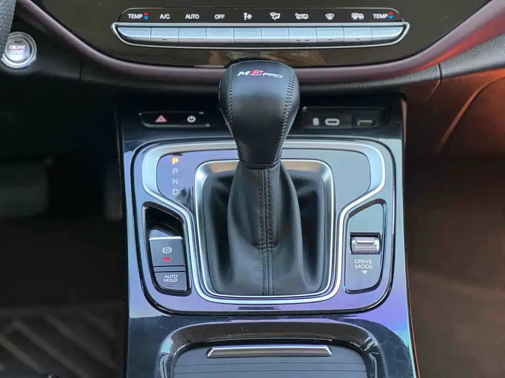 GAC Motor Trumpchi M6 2023 — фото 10