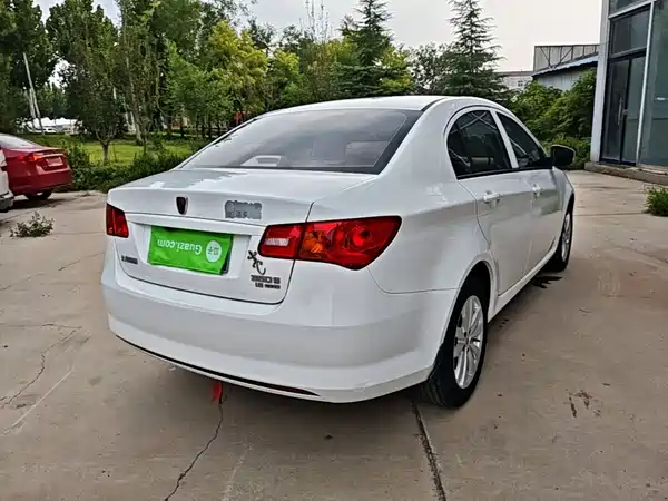 Roewe 350 2015