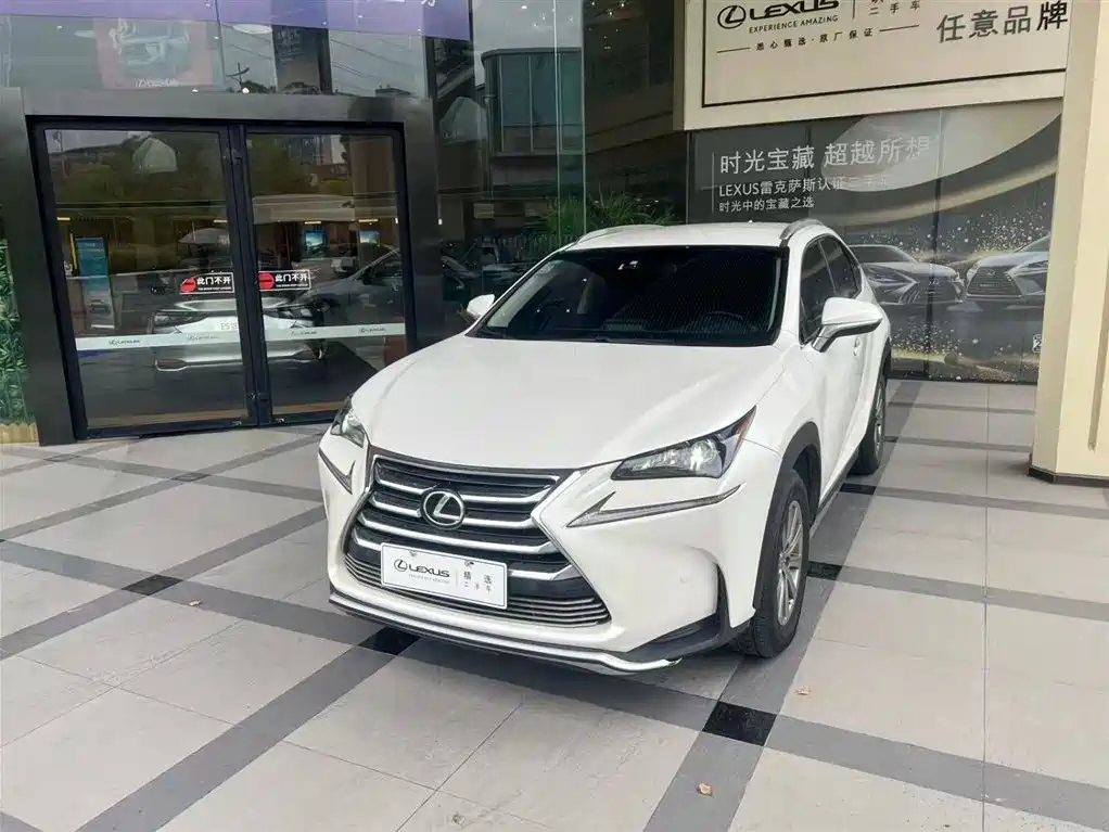 Lexus NX 2015