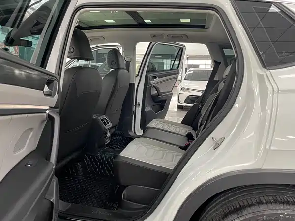 Volkswagen Tayron 2023