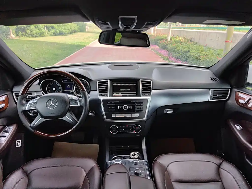Mercedes-Benz M-Class 2013 — фото 20