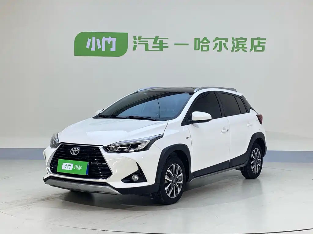 Toyota Yaris L 2022