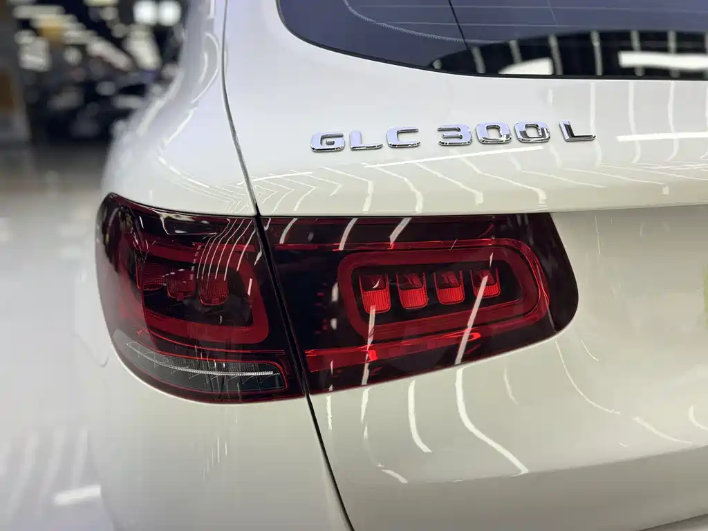 Mercedes-Benz GLC 2022 — фото 17